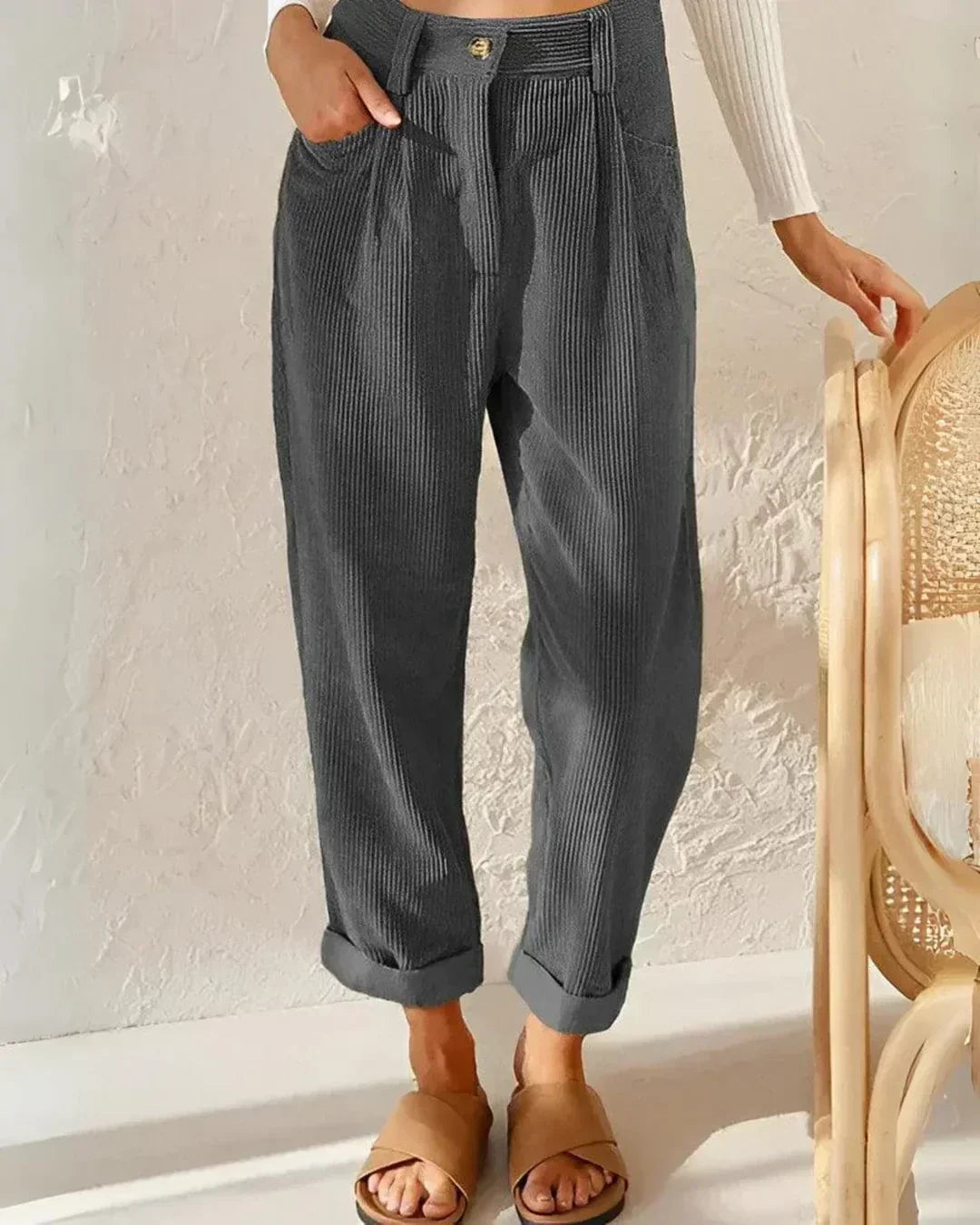 Pleated Corduroy Barrel Trousers