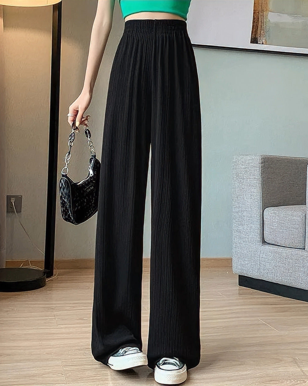 Pleated Wide-Leg Trousers – Black